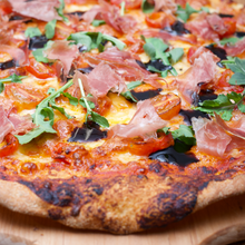 Cargar imagen en el visor de la galería, Pizzas Gourmet | Presencial